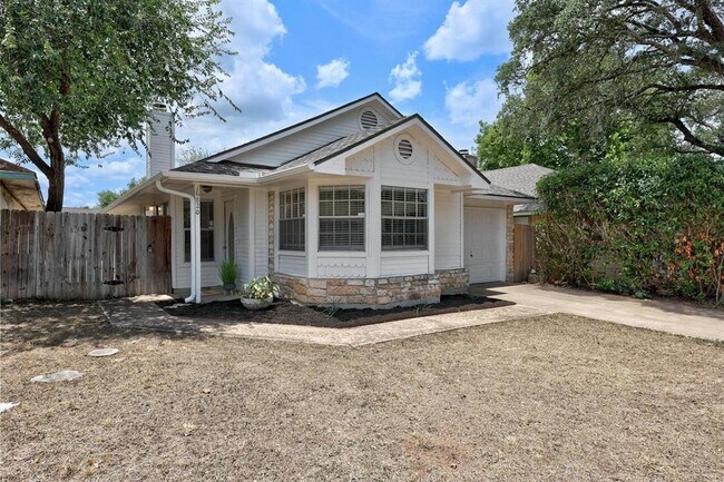 Building Photo - 16820 Whitebrush Loop