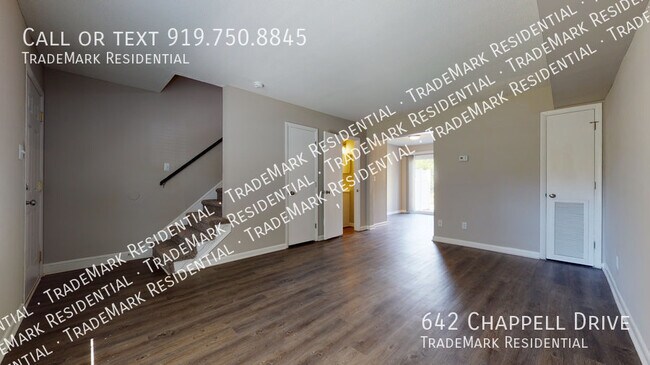Foto del edificio - 642 Chappell Dr