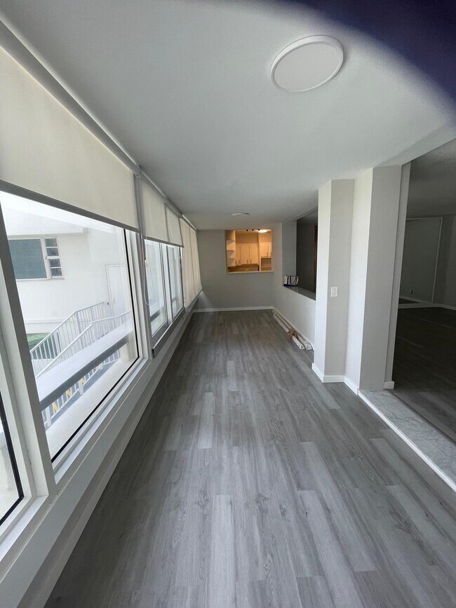 Building Photo - 3600 Galt Ocean Dr