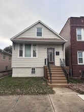 Building Photo - 6502 S Kilpatrick Ave