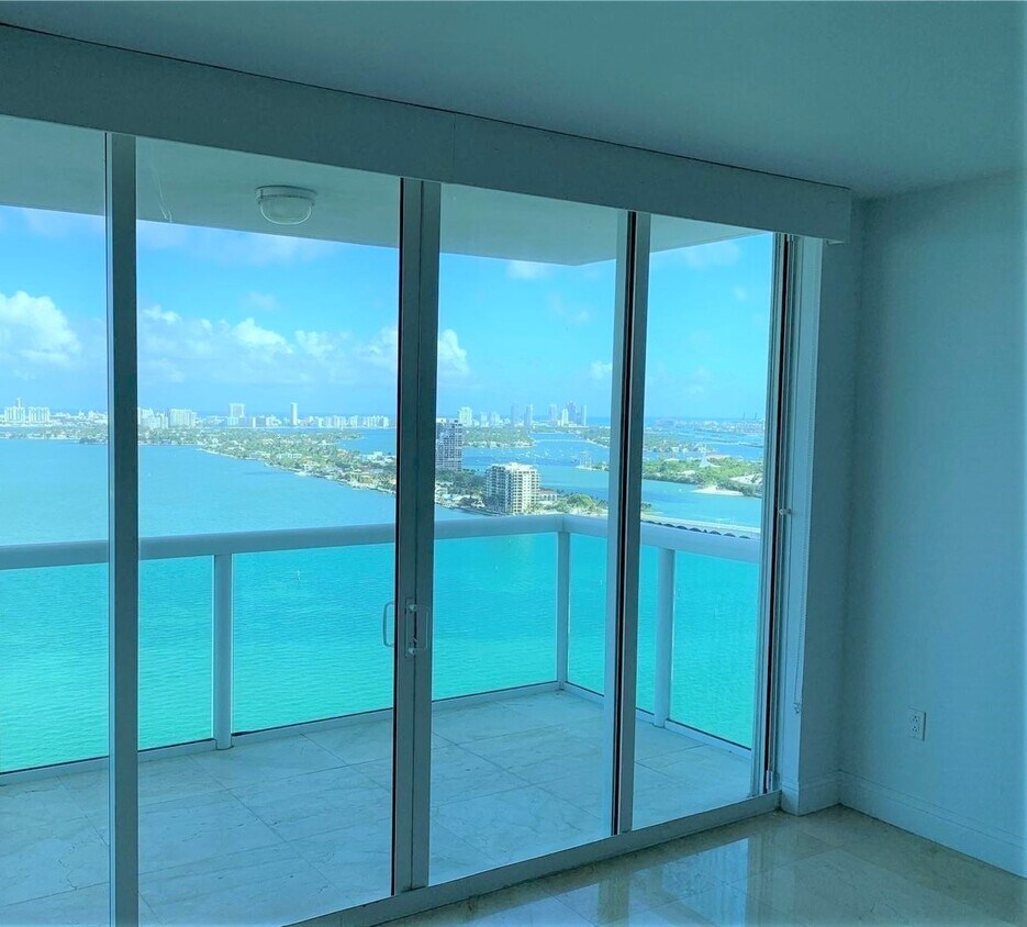 1800 N Bayshore Dr Unit 3203, Miami, FL 33132 Condo for Rent in Miami, FL