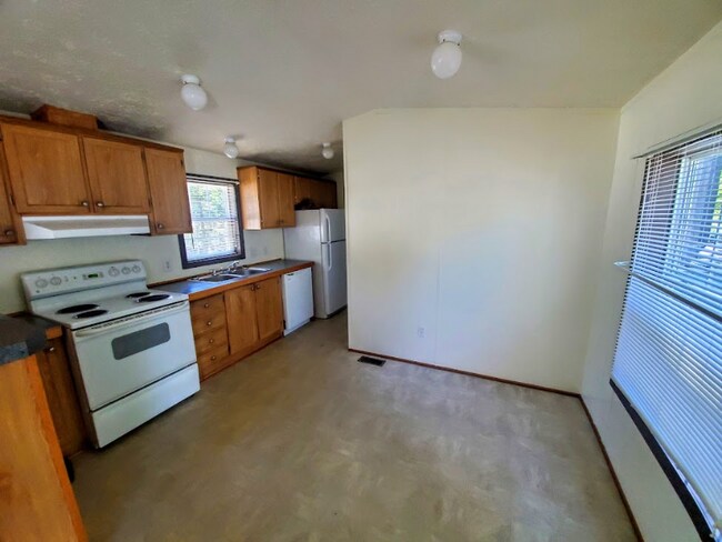 Foto del edificio - 41 County Rd