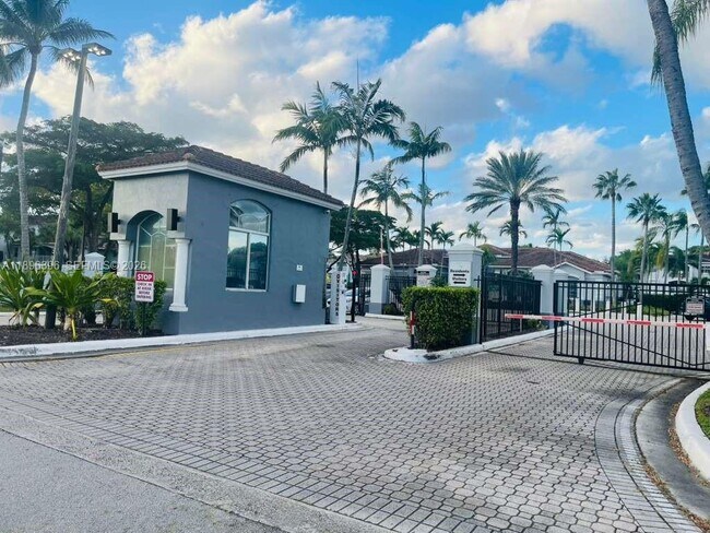 Foto del edificio - 9645 NW 1st Ct