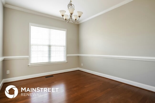 Building Photo - 515 Barrette Ln