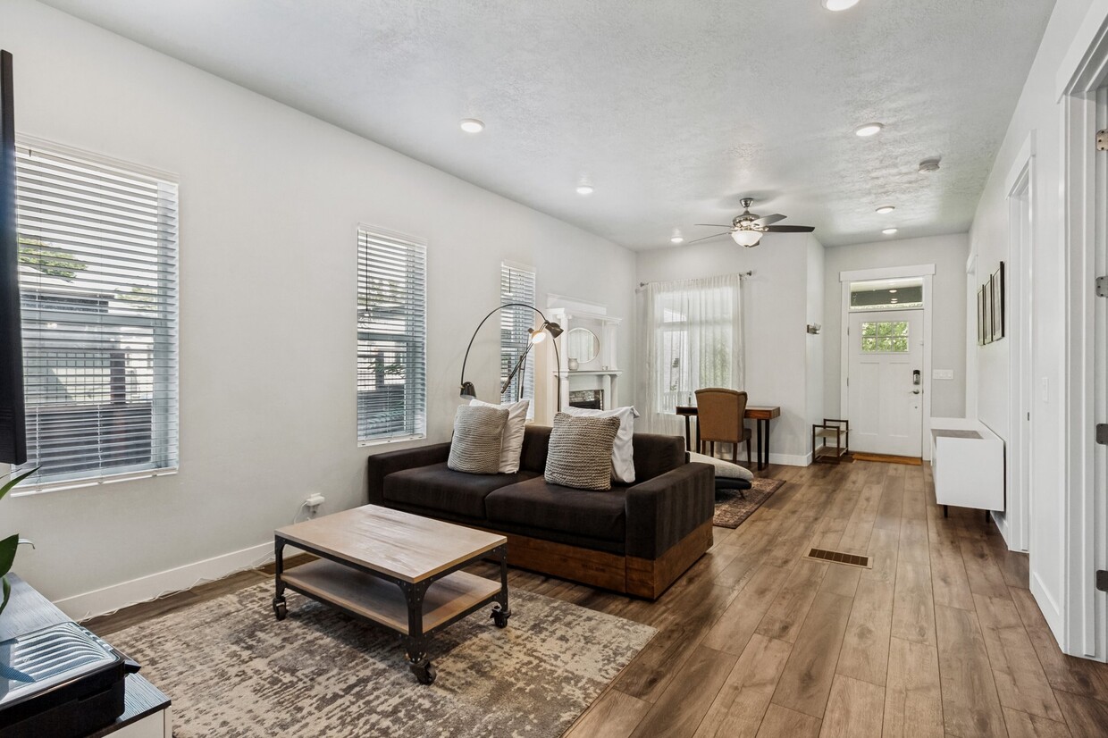 Photo - 814 S 800 E (Salt Lake City, UT)