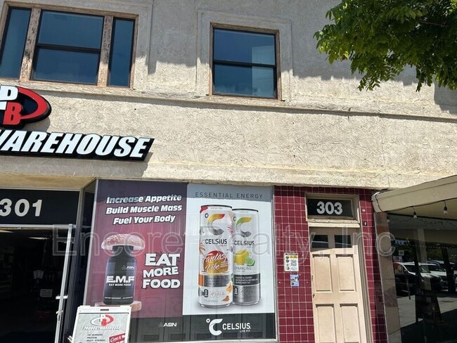Building Photo - 303 3rd Ave