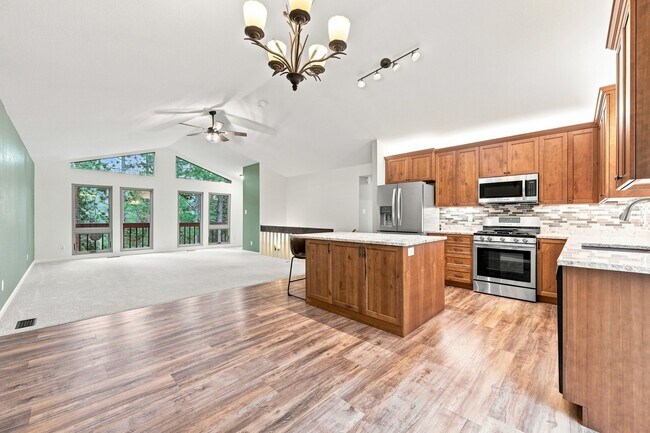 Foto del edificio - 34431 Chilton Ave