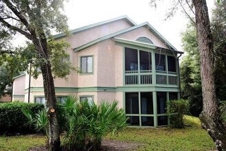 Building Photo - 55 Bay Dr