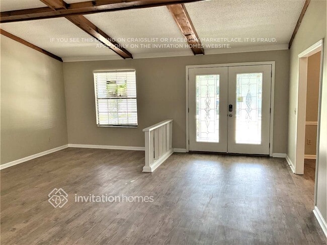 Building Photo - 2257 The Woods Dr