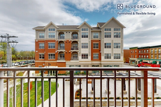 Foto del edificio - 332 Halstead Ave