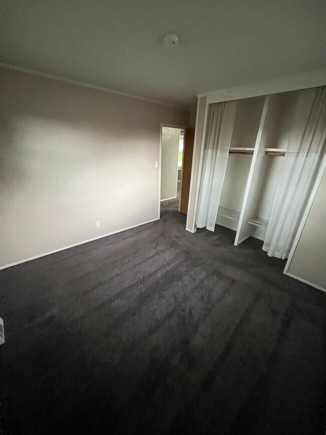 Building Photo - 1148 Clifton St NE