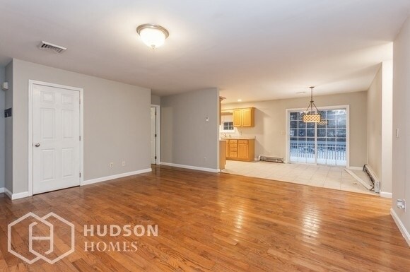 Building Photo - NOW AVAILABLE! 245 Quaker St, Newburgh, NY...