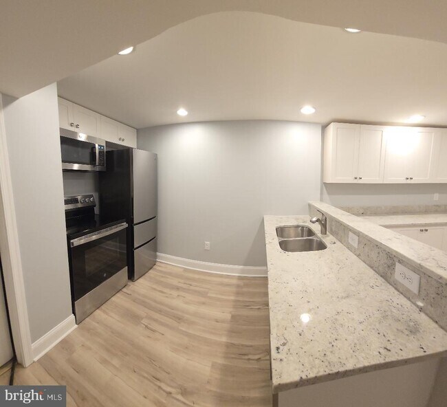 Foto del edificio - 4 Hicks Ct