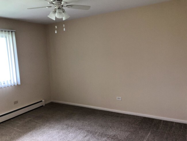 Building Photo - 1253 Fairwood Ct