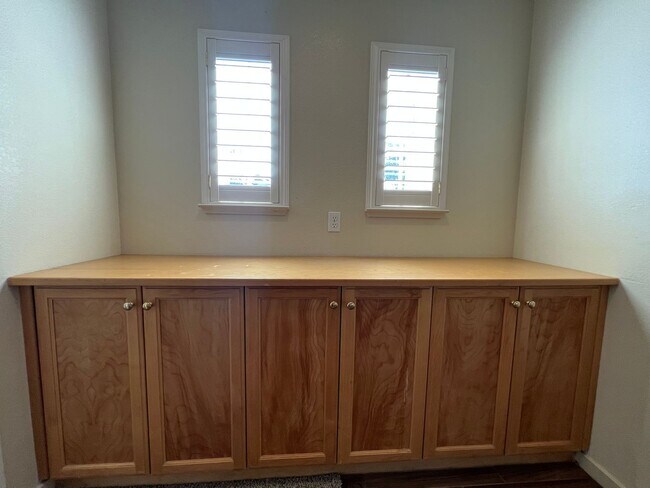 Foto del edificio - North Merced:  $1850  Two Story 4 Bedroom ...
