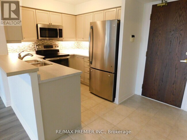 Photo du bâtiment - 39 Oneida Crescent