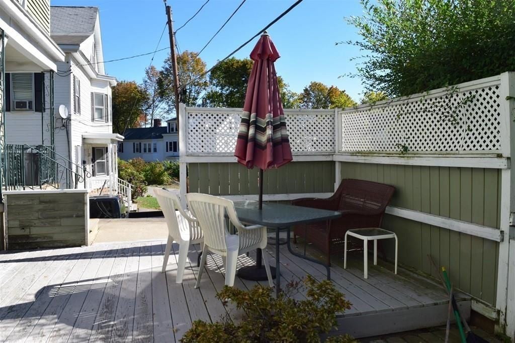 Primary Photo - 11 Stevens St
