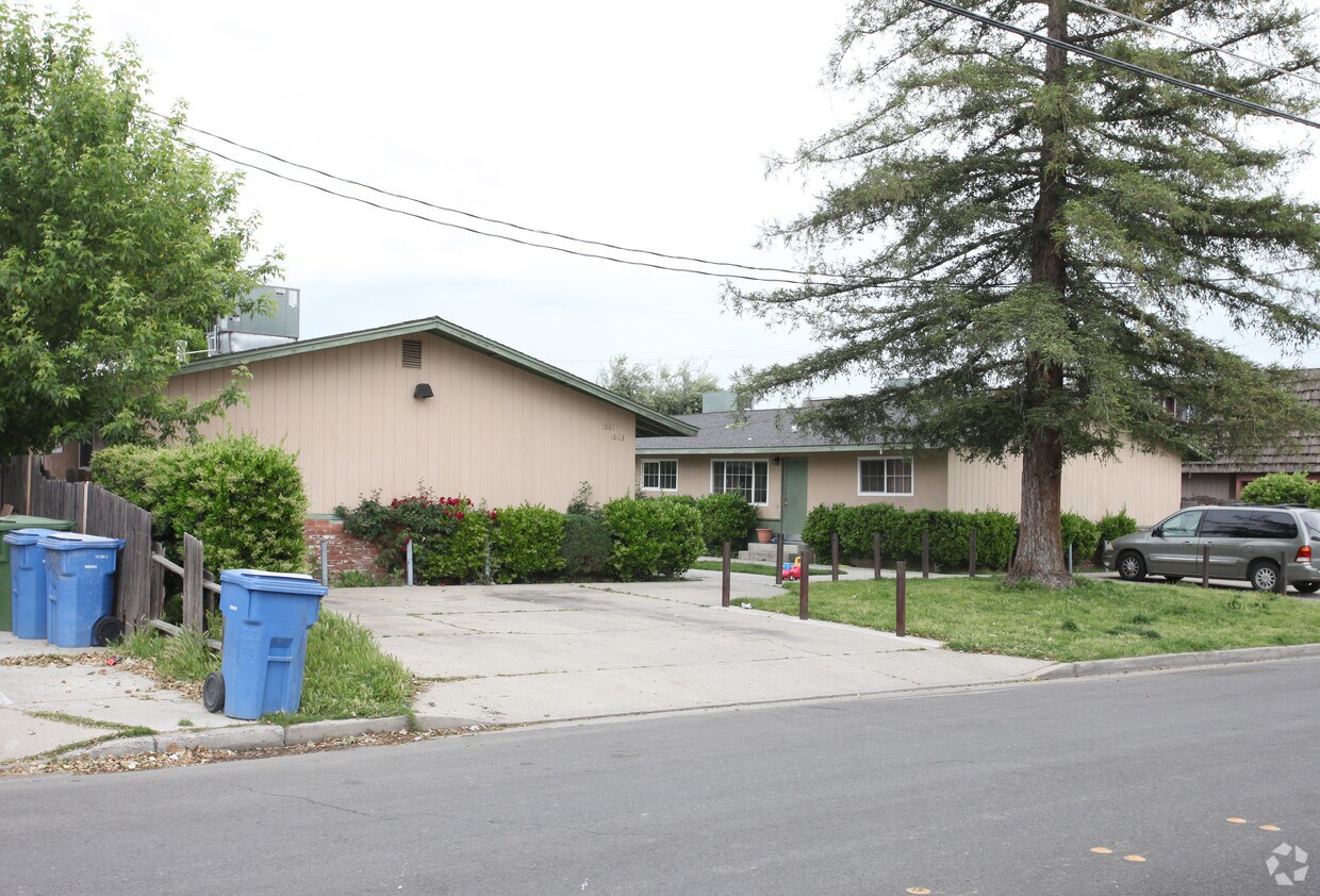 Building Photo - 1061 Alpha Rd