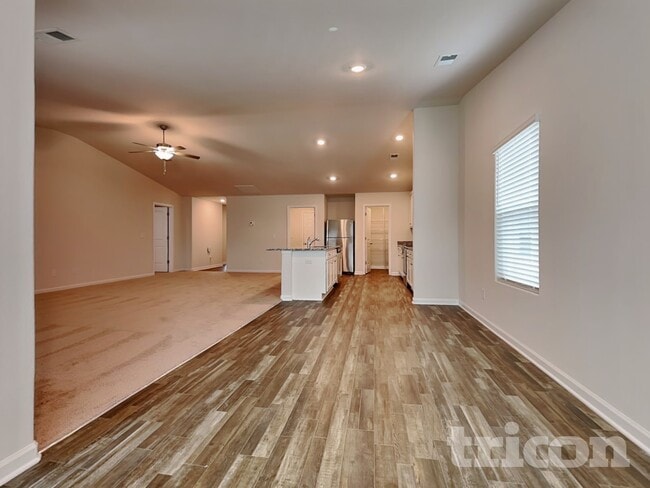 Building Photo - 202 Sundew Rd