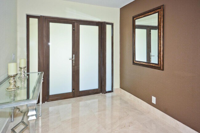 Building Photo - 10214 Boca Woods Ln