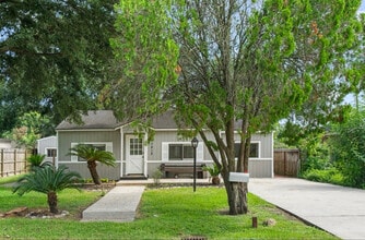 Building Photo - 7418 Oscar Dr