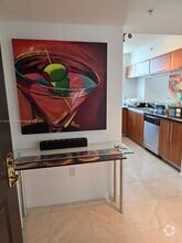 Building Photo - 610 W Las Olas Blvd