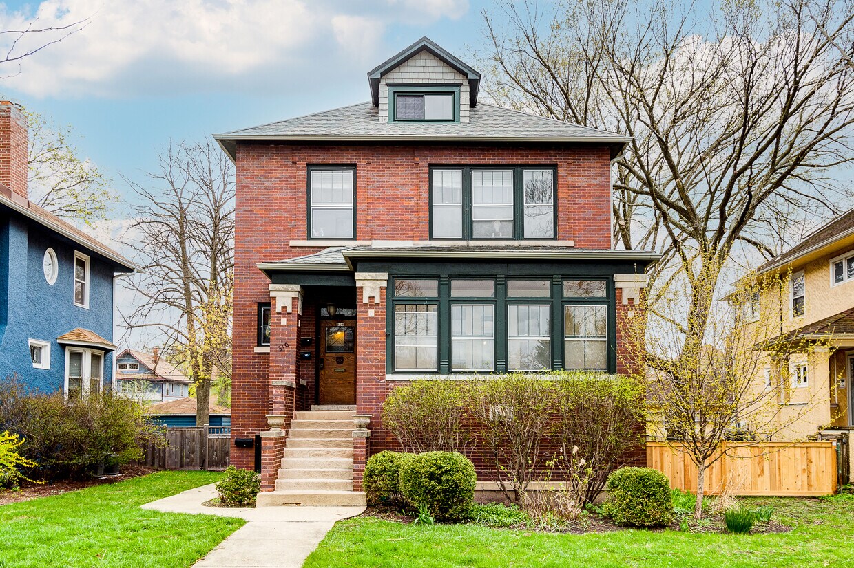 Primary Photo - 310 S Lombard Ave