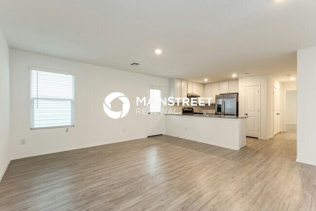 Building Photo - 3 Bedroom Pet-Friendly Home in Converse, TX with Main Street Renewal