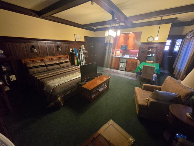 Photo - Washington Ave 212-218 Apartment