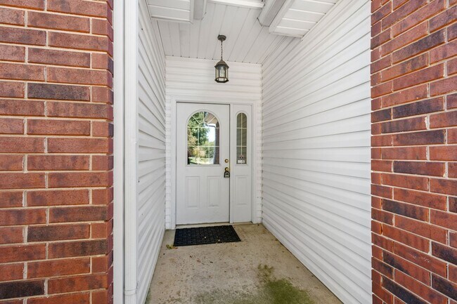 Foto del edificio - 1307 Barberry Ln