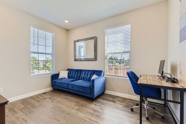 Building Photo - 23281 E Jamison Dr