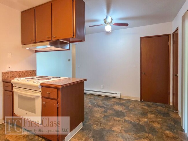 Building Photo - 12510 SW Colony Ln