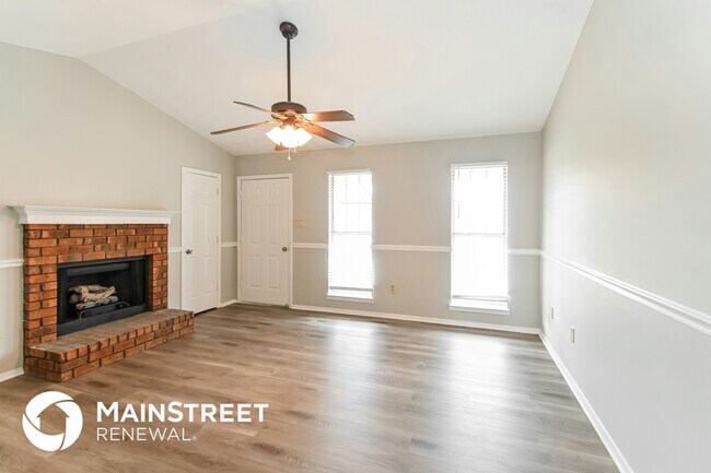 Foto del edificio - 6643 Magnolia Dr