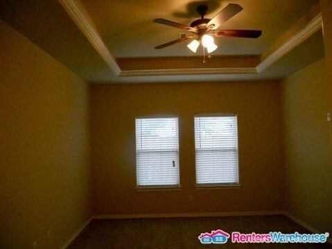 Foto del edificio - 18310 Hillingdon Ln