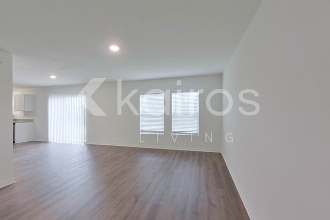 Building Photo - 18268 Wintergarden Ave