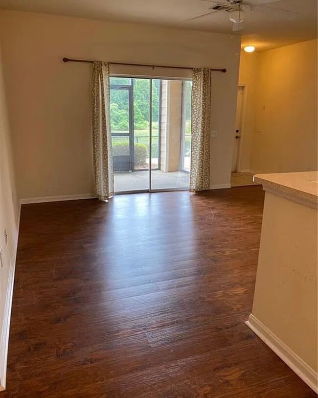 Building Photo - Ground Floor 3BR Condo at Longleaf Villas