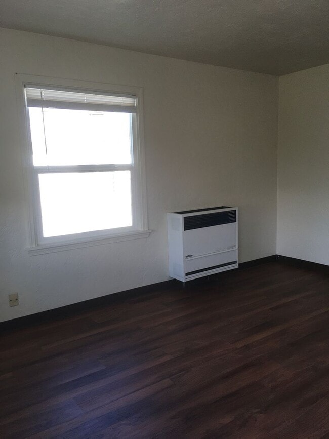 Foto del edificio - 19453 Hill St