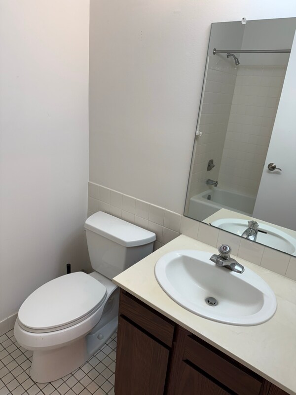 Foto del edificio - 1181 Weston Ln N