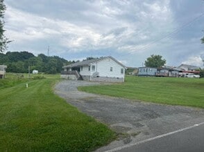 Building Photo - 174 Old Thomas Bridge Rd