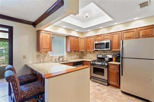 Building Photo - 24 Middleton Ct