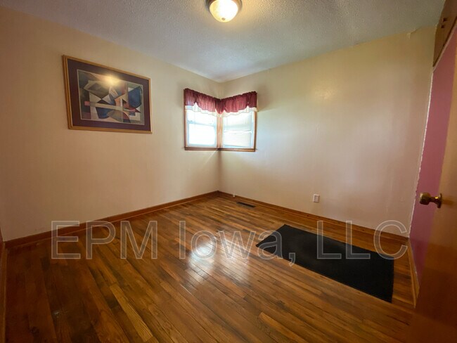 Foto del edificio - 900 4th Ave