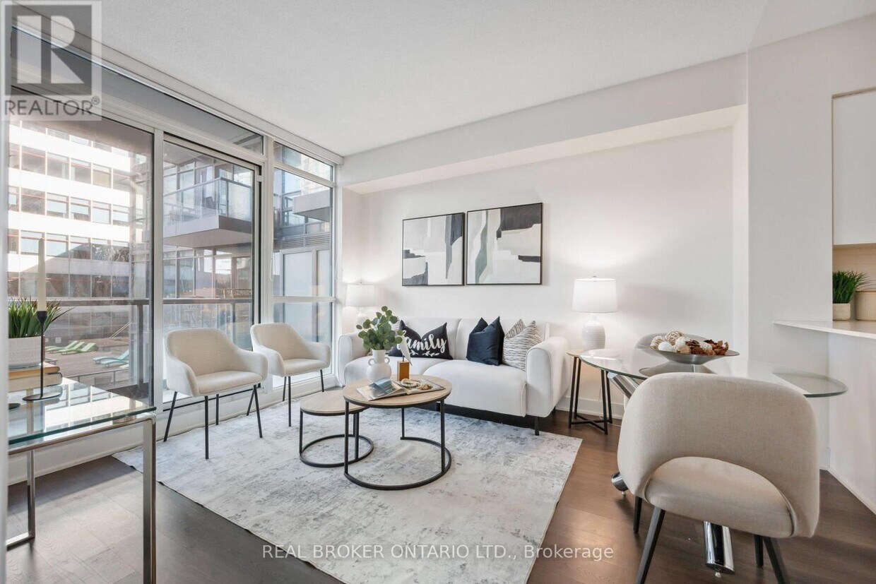 Photo principale - 30-430 Roehampton Ave