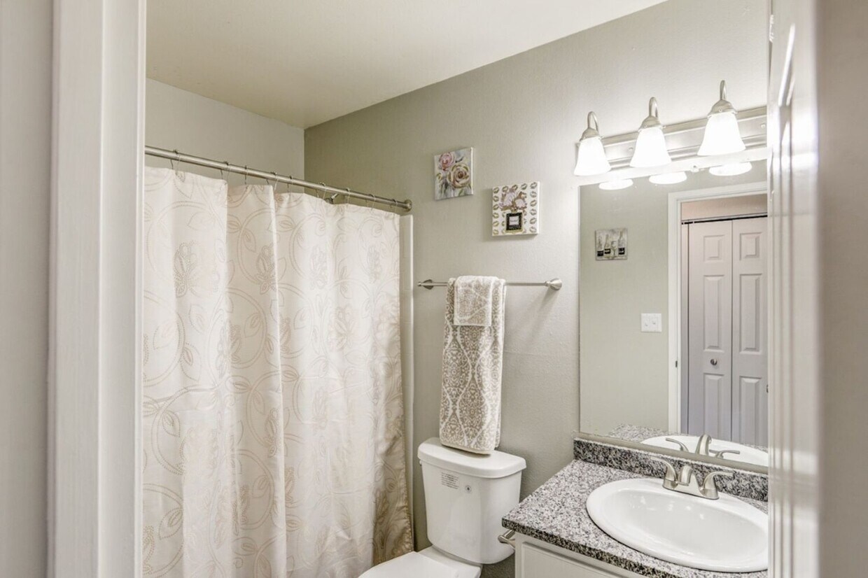 Ascent at Lowry 425 S Galena Way Denver, CO