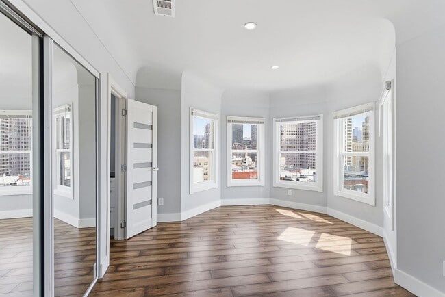 Photo - 903 Pine St Apartment