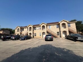 Building Photo - 3119 Galveston St