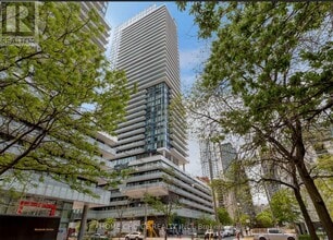 Building Photo - 161-2161 Roehampton Ave