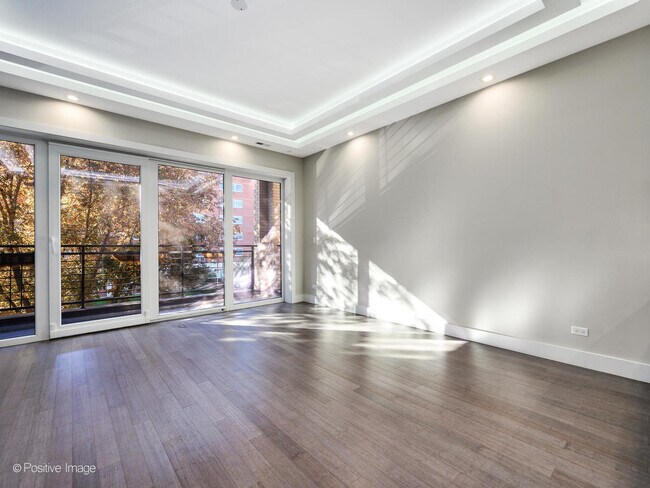 Building Photo - 1446 W Chestnut St
