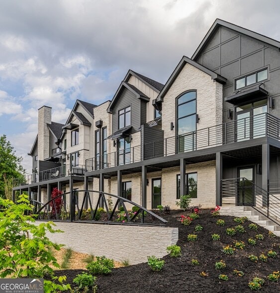 Photo - 1281 E Main St Townhome