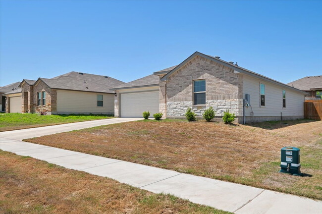 Foto del edificio - 5703 Great Divide Rd