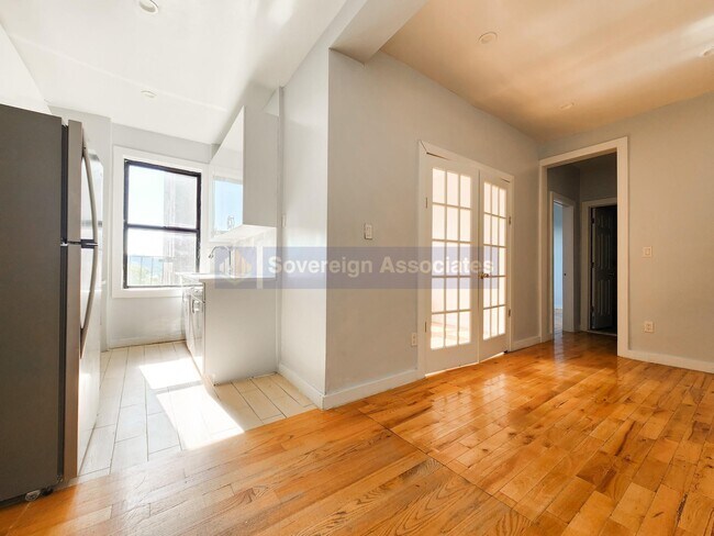 Building Photo - 518 West 204th Street